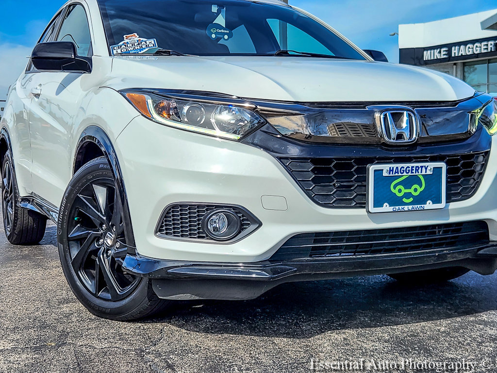 Used 2022 Honda HR-V Sport image 2
