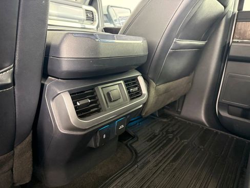 Used 2022 Ford F150 Lariat w/ FX4 Off-Road Package AWD/4WD image 35