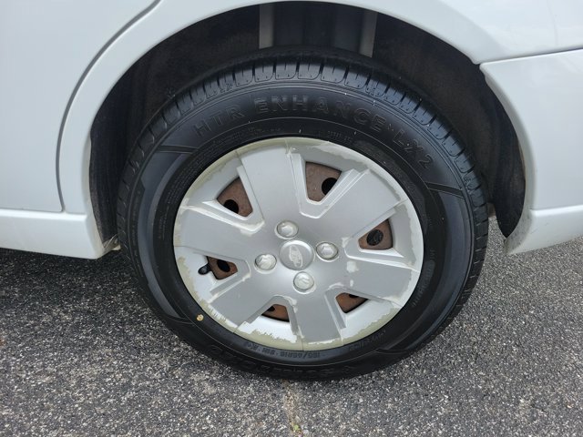 Used 2007 Ford Focus SE FWD image 22
