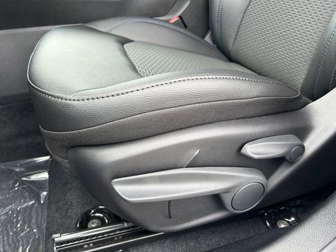 New 2025 Jeep Compass Latitude image 15