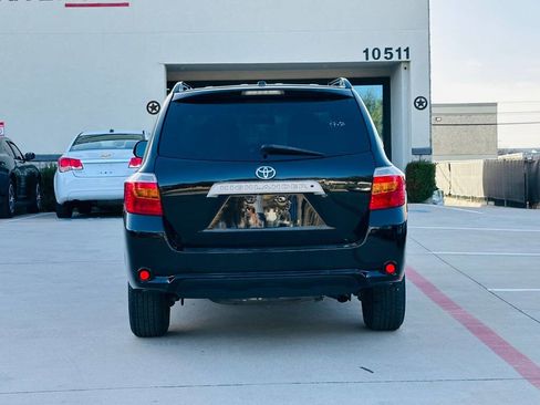 Used 2010 Toyota Highlander SE image 8