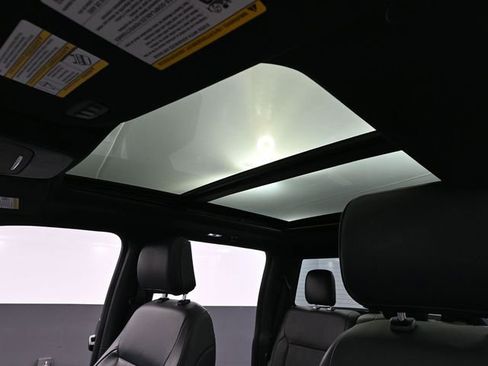 Used 2022 Ford F150 Lariat w/ Equipment Group 502A High image 43