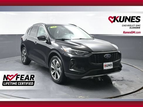 Used 2024 Ford Escape Platinum AWD/4WD image 1