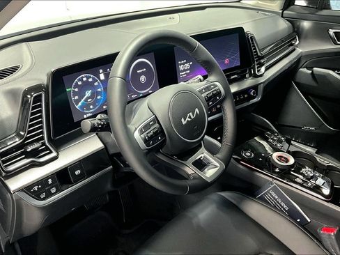 New 2025 Kia Sportage SX Prestige image 17