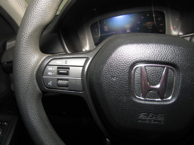 Certified 2024 Honda Accord EX image 28