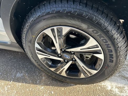 Used 2024 Subaru Crosstrek 2.0i Premium image 37