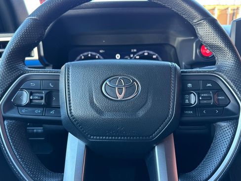 Used 2024 Toyota Tacoma TRD Off-Road image 26