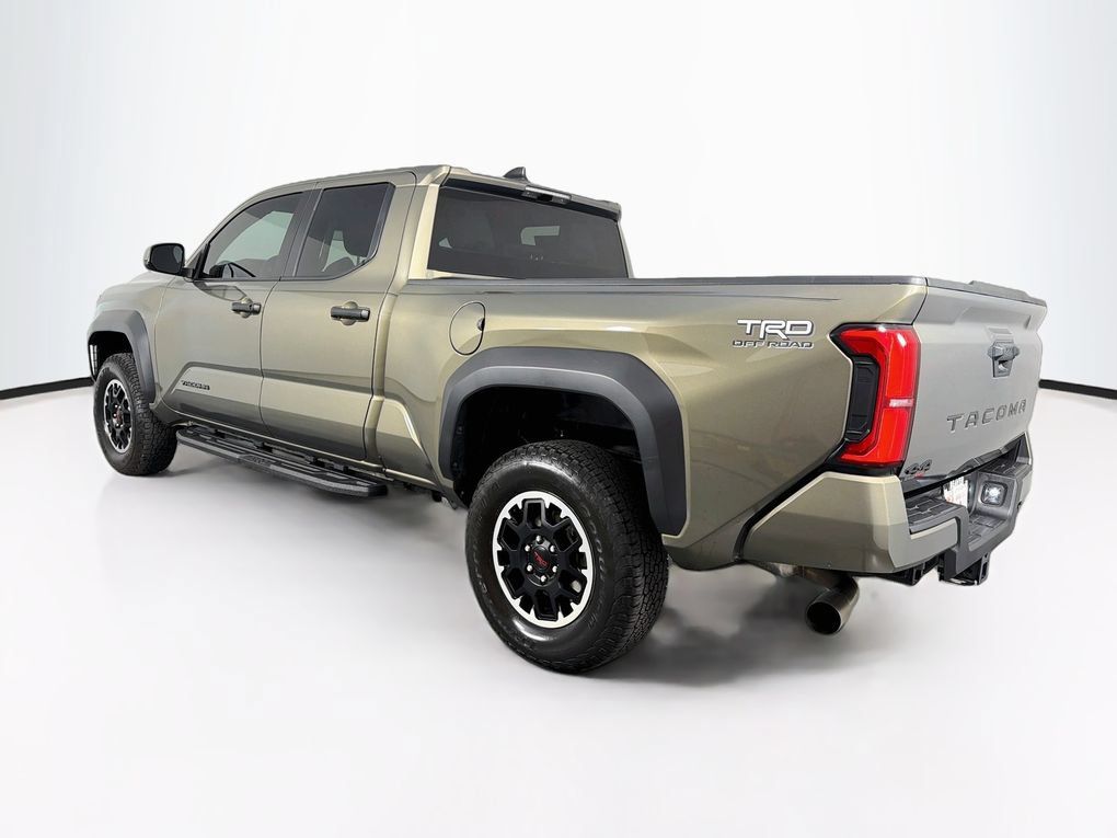 Used 2025 Toyota Tacoma TRD Off-Road AWD/4WD image 7