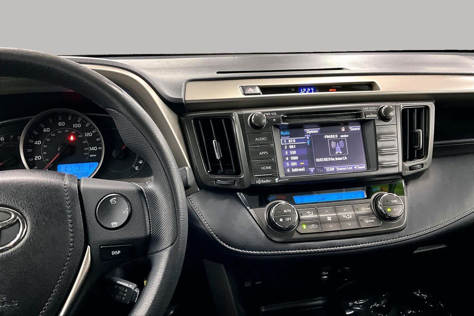 Used 2014 Toyota RAV4 XLE FWD image 6