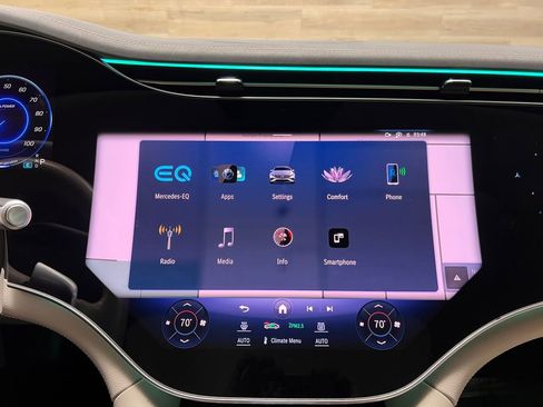 Used 2023 Mercedes-Benz EQS 580 4MATIC Sedan image 20