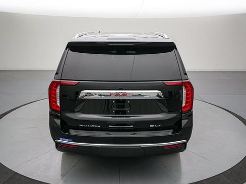 Used 2023 GMC Yukon XL SLT w/ SLT Luxury Package AWD/4WD image 5