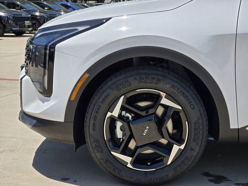 New 2026 Kia Sportage EX FWD image 5