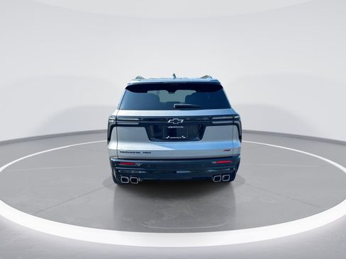 Used 2026 Chevrolet Traverse RS AWD/4WD image 8