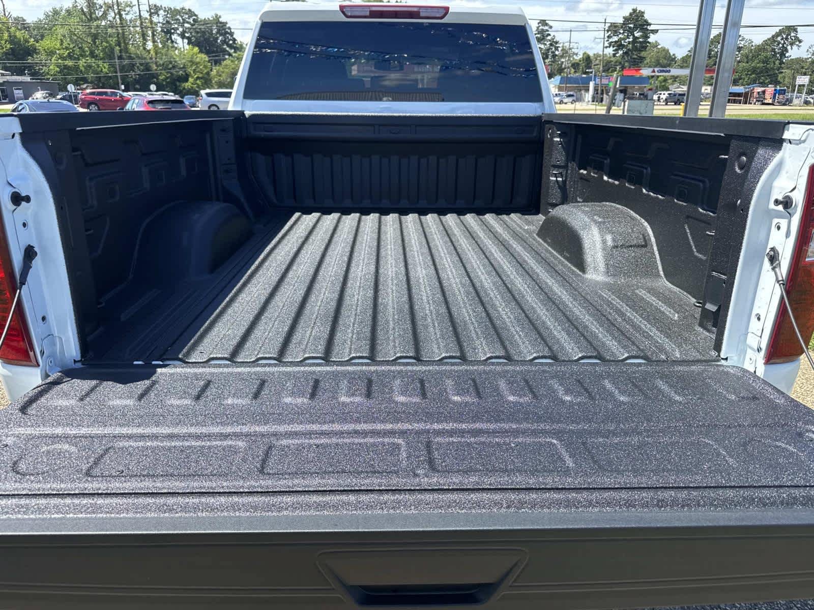 New 2026 Chevrolet Silverado 2500 Custom w/ Custom Value Package AWD/4WD image 7