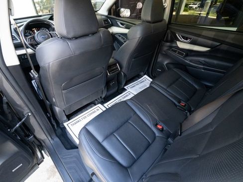 Used 2019 Subaru Ascent Limited w/ Popular Package #2 AWD/4WD image 18