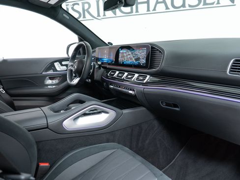 Certified 2025 Mercedes-Benz GLS 63 AMG 4MATIC image 21