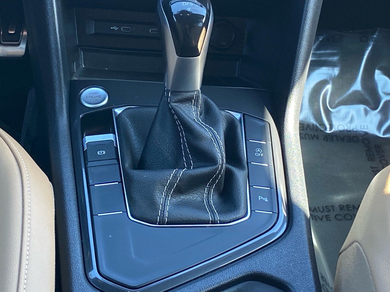Certified 2023 Volkswagen Tiguan SE R-Line FWD image 12