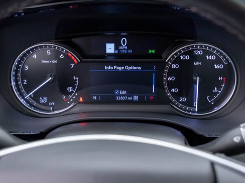 Certified 2024 Cadillac XT5 Premium Luxury AWD/4WD image 25