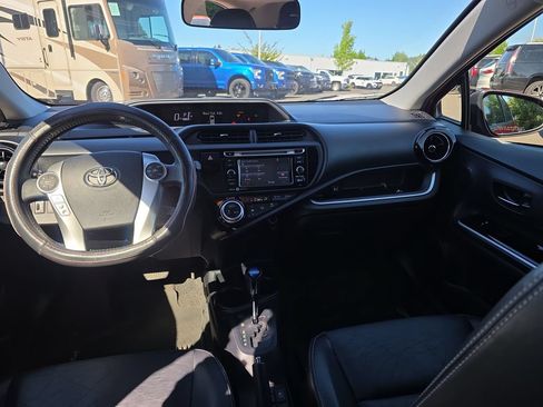 Used 2015 Toyota Prius C Four FWD image 6
