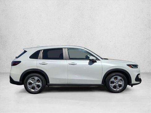 Used 2024 Honda HR-V LX image 4