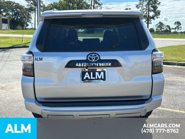 Used 2023 Toyota 4Runner TRD Off-Road Premium w/ Moonroof Package AWD/4WD image 6