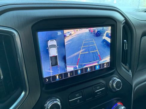 Used 2022 GMC Sierra 2500 Denali w/ Denali Ultimate Package AWD/4WD image 14