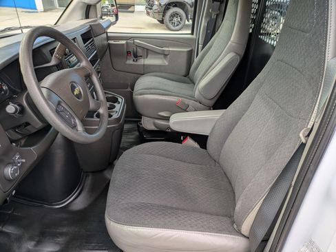 Used 2024 Chevrolet Express 2500 w/ Driver Convenience Package image 22