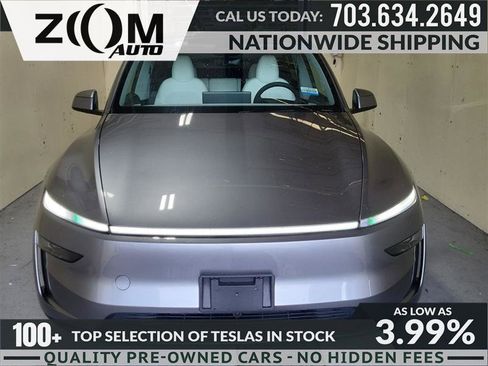 Used 2026 Tesla Model Y Long Range AWD/4WD image 1
