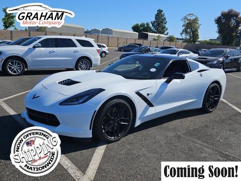 Used 2017 Chevrolet Corvette Stingray Coupe RWD image 1
