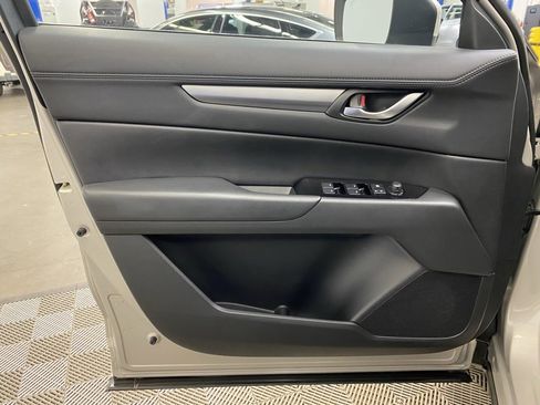 Used 2024 MAZDA CX-5 AWD 2.5 S w/ Select Package image 23