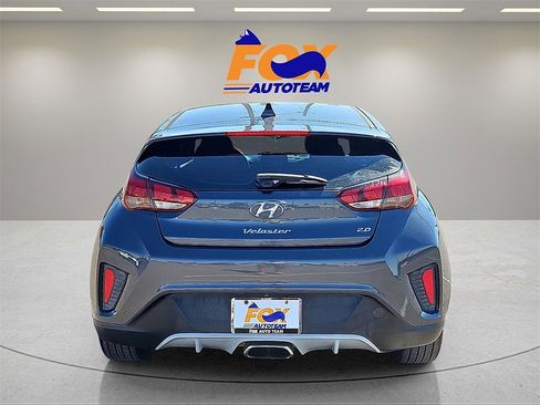 Used 2019 Hyundai Veloster 2.0 image 4