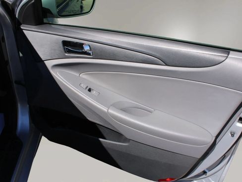 Used 2012 Hyundai Sonata SE FWD image 21