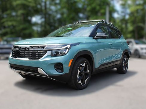 New 2026 Kia Seltos EX image 3