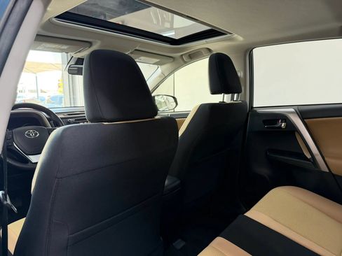 Used 2017 Toyota RAV4 XLE w/ Carpet Mat Package FWD image 24