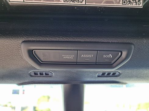 Used 2021 Jeep Wrangler Unlimited Islander image 22