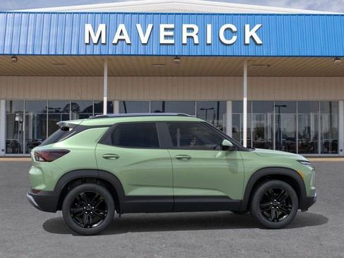 New 2026 Chevrolet TrailBlazer LT w/ Convenience Package FWD image 10