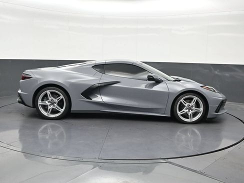 Used 2025 Chevrolet Corvette Stingray Coupe w/ 1LT RWD image 7