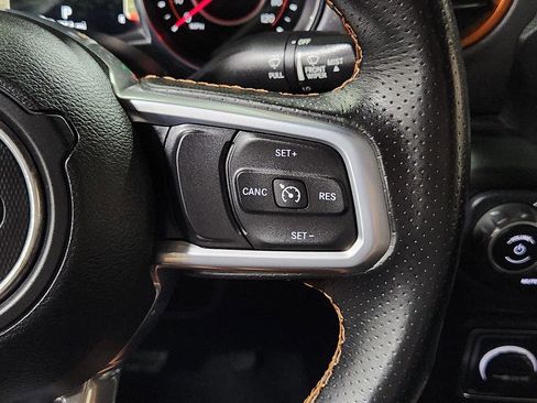 Used 2020 Jeep Gladiator Mojave AWD/4WD image 39