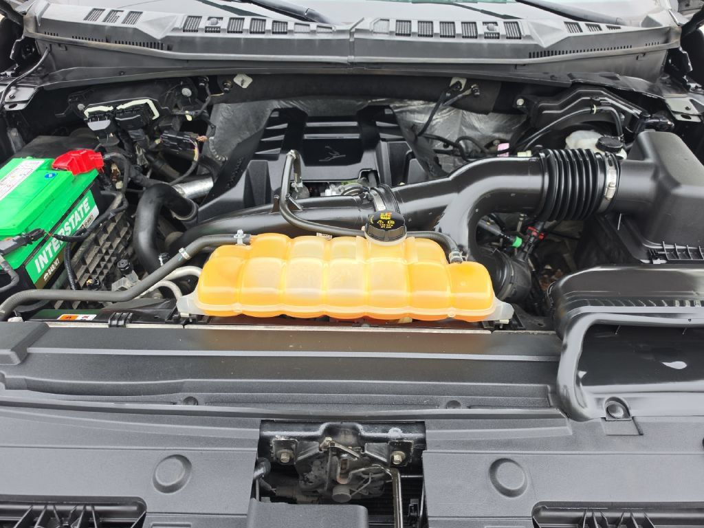 Used 2016 Ford F150 XL w/ Equipment Group 101A Mid AWD/4WD image 10