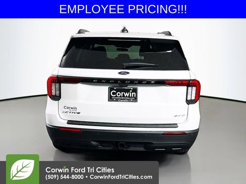 New 2026 Ford Explorer Active AWD/4WD image 13