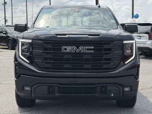 Used 2025 GMC Sierra 1500 Elevation w/ Preferred Package AWD/4WD image 25