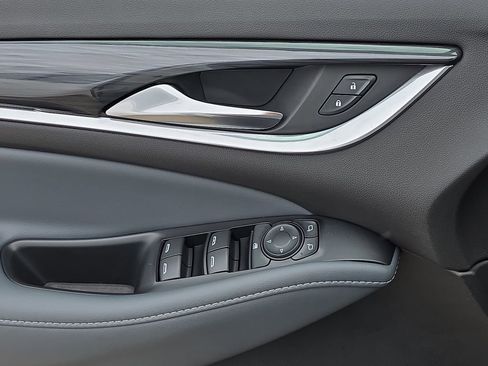 Used 2022 Buick Enclave Essence w/ Experience Buick Package image 30