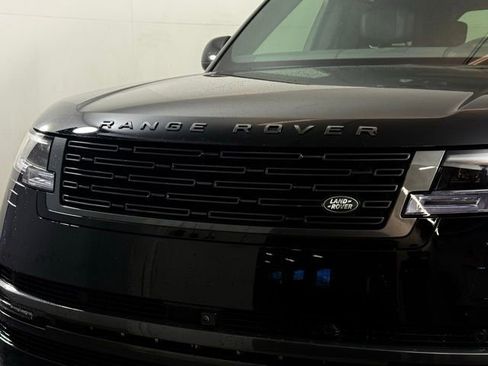 Certified 2025 Land Rover Range Rover Autobiography image 9