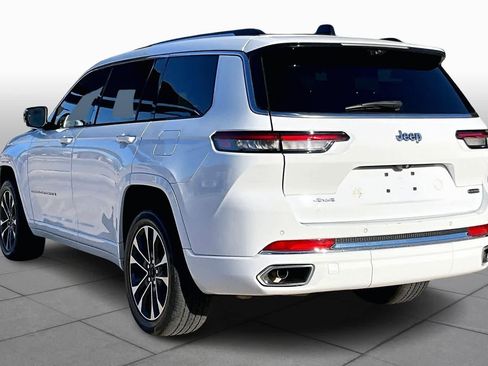 Used 2023 Jeep Grand Cherokee L Overland w/ Advanced Protech Group III image 11