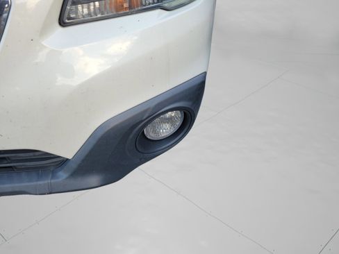 Used 2015 Subaru Outback 2.5i Premium image 12