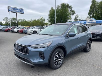 New 2024 Ford Escape SE w/ PHEV Premium Package