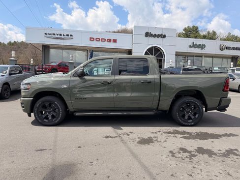 New 2026 RAM 1500 Express AWD/4WD image 3