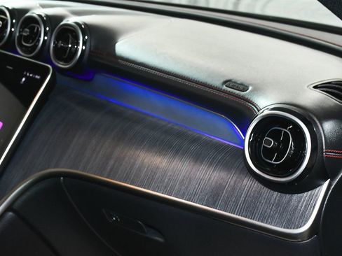 Used 2025 Mercedes-Benz GLC 43 AMG GLC 43 AMG image 66