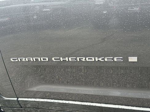 Used 2021 Jeep Grand Cherokee L Limited RWD image 36