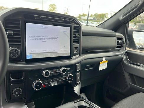 New 2025 Ford F150 XLT w/ Equipment Group 302A MID image 11